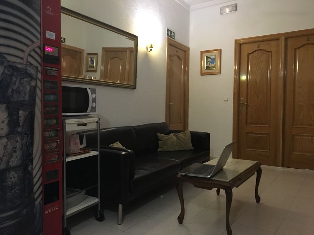 Hostal Lido Madrid Exterior foto
